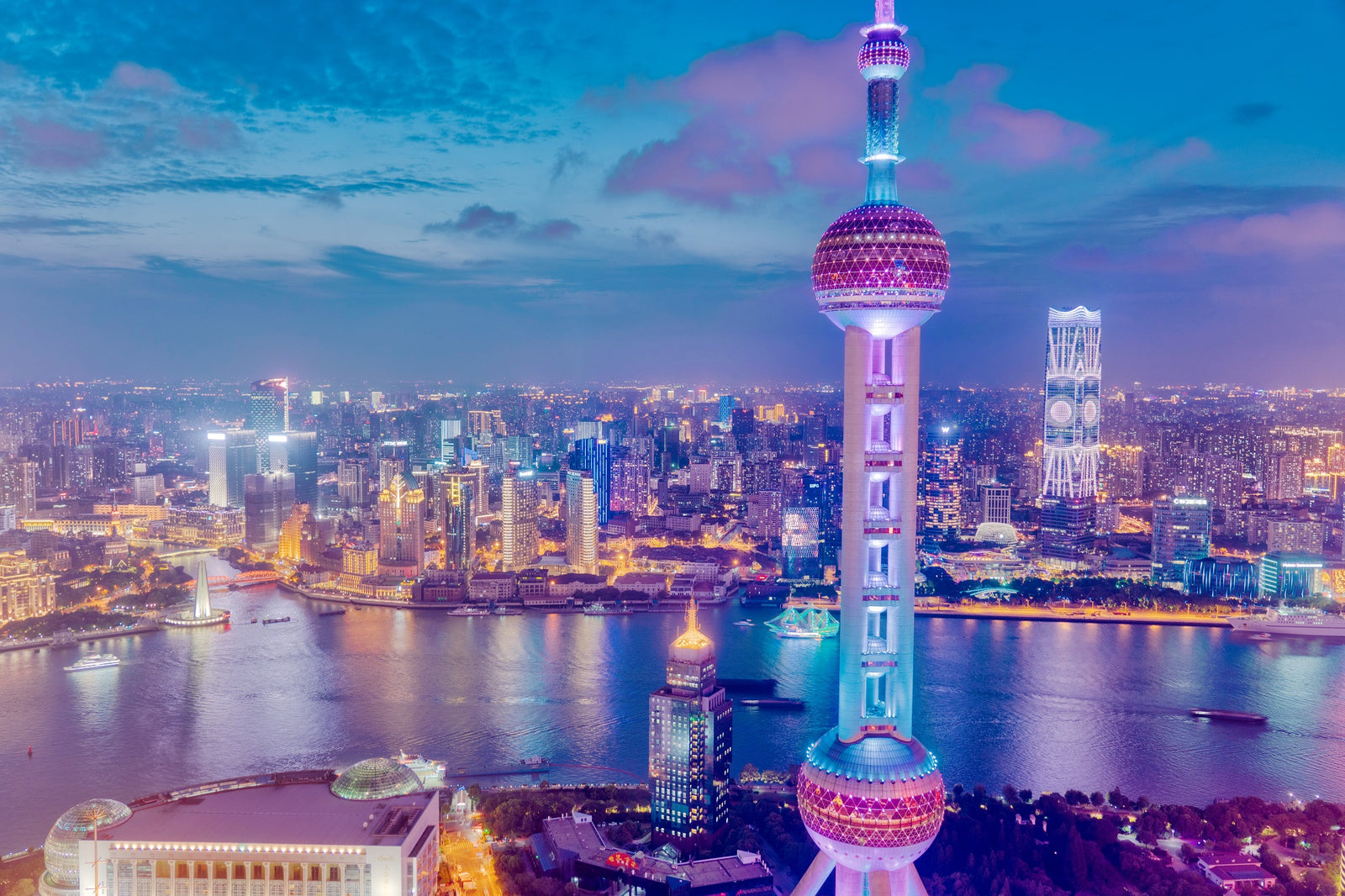 Trey's Experimental Looks - Aurora HDR